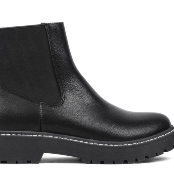 DV by Dolce Vita Lobera Chelsea Boot Black - Picture 2 of 5